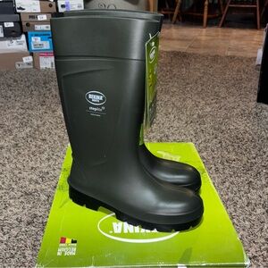 Bekina Steplite Easygrip S4 Unisex Rubber WP Ins Steel Plain Toe Boot Size 9